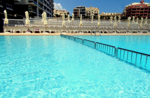 Sliema Apartment | Elegant, Superior & Spacious 2 Bedroom corner apartment with communal pool