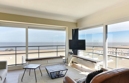 Het Zoute Apartment | Elegant Zoute Seaside Stay