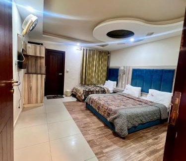 Murree Hotel | Elite Guest House Murree