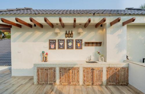 Siolim Villa | ELIVAAS 4 BHK Villa with Pvt Pool & Jacuzzi-Yashgeet