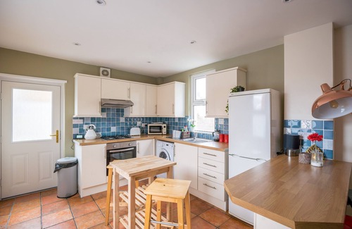 Grangetown Apartment | Ella Fitzgerald - Luxury 2 Bedroom Apt