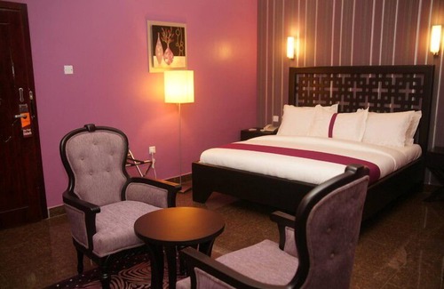 Ojodu Hotel | Ellis Suites Limited