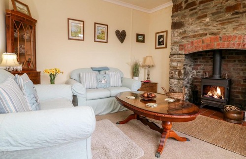 Westleigh House | Elm Cottage