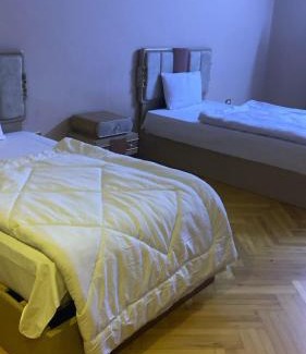 Al Duqqi Apartment | Em banorama abrrtment hotel