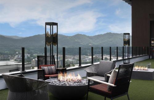 Pigeon Forge Resort | Embassy Suites By Hilton Pigeon Forge Resort