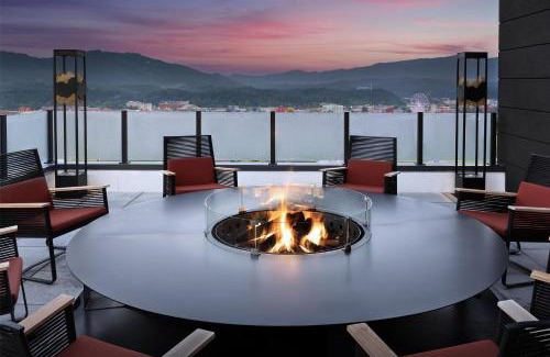 Pigeon Forge Resort | Embassy Suites By Hilton Pigeon Forge Resort