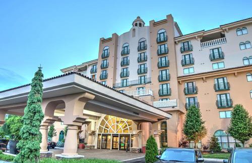 Indianapolis Hotel | Embassy Suites by Hilton Indianapolis North
