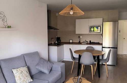 Cenes de la Vega Apartment | Embrujo Nazari 2, 5 minutes from the Alhambra and the center of Granada.