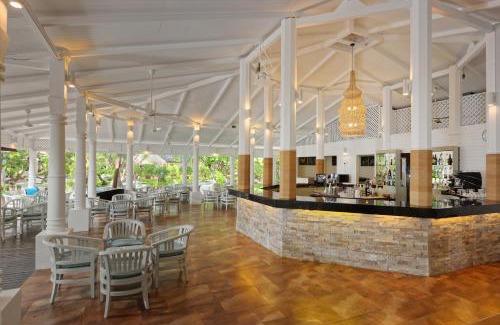 Emboodhoo Resort | Embudu Village Maldives