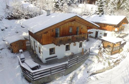 Aufhausen Ski Chalet | Emely