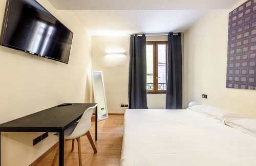 Old Town Apartment | Emilia Studios 1