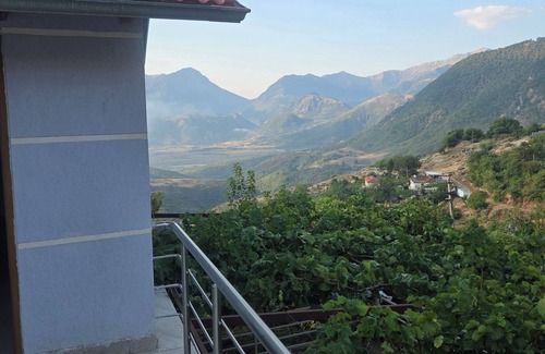 Gjirokaster House | Emily Cottage House in Gjirokaster 🇦🇱