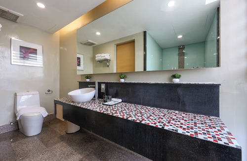 Subang Jaya Hotel | Empire Subang Hotel by MyKey