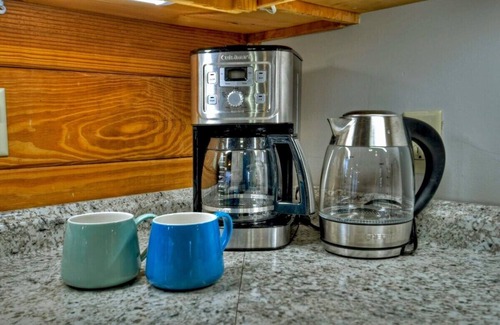 Ellijay House | Empress Tree Lodge - HotTub/Sauna/FirePit/Sleeps 12