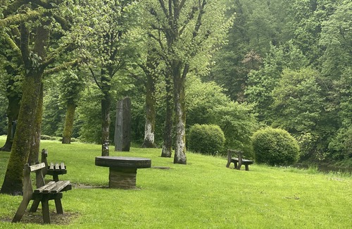 Bouillon House | En Plein Coeur de Bouillon Avec Salle de jeu et Gym, Idéal Pour les Familles