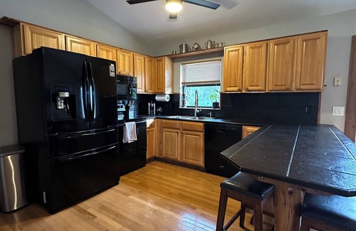 Palmetto Cabin | Enchanted Log Cabin Retreat: Sarasota/St. Pete