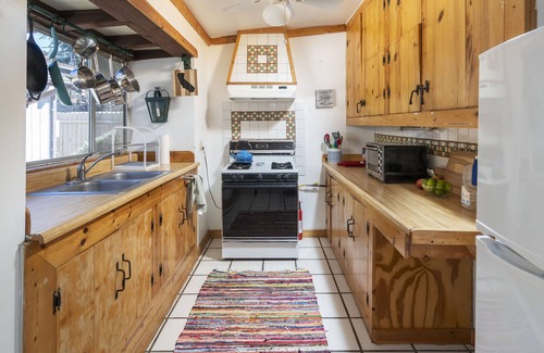 Val Verde House | Enchanting Rustic Escape