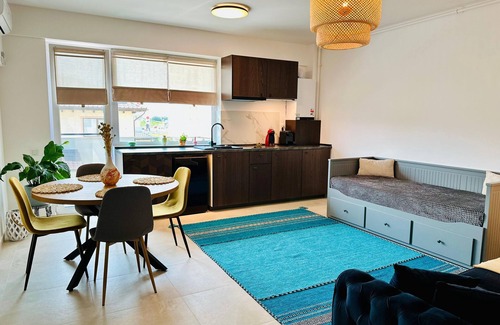 Tunari Apartment | Enchanting studio with AC in charming Otopeni - Tunari