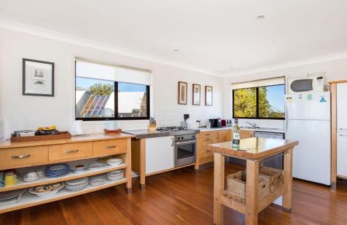 Culburra Beach House | Endless Summer I Pet Friendly Absolute Beachfront