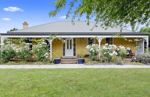 Berrima House | Enjoy a quiet weekend away in historic Berrima