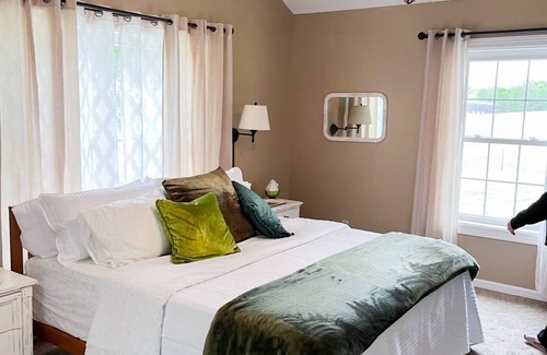 Marshall Other | Enjoy breathtaking views while drinking your morning coffee