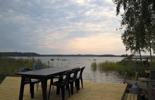Rauma Cottage | Enjoy clean Nordic nature in this peaceful seaside cottage