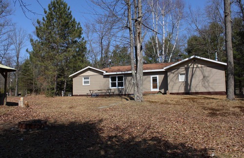 Crivitz Cabin | Enjoy Fall in Twin Bridge - Lake, ATV and waterfall adventures