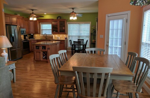 Lake Norman of Catawba House | Enjoy Family Time At The Lake