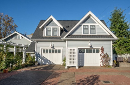 Corvallis Cottage | Enjoy Luxury Living In Downtown Corvallis
