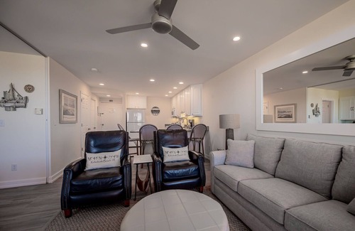 Rehoboth Beach Condo | Enjoy Ocean Views from This 7th Floor Studio
