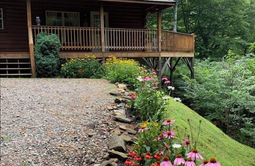 Zionville Cabin | Enjoy peaceful beauty with View, Hot Tub, Privacy!