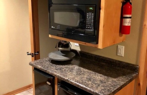 Lake Shore Condo | Enjoy the Complete Gull Lake experience! #140