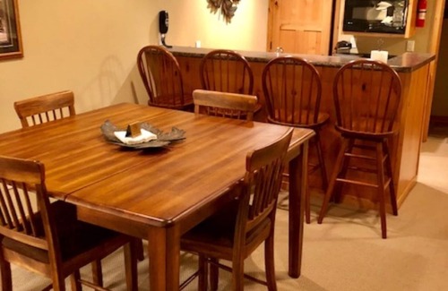 Lake Shore Condo | Enjoy the Complete Gull Lake experience! #140