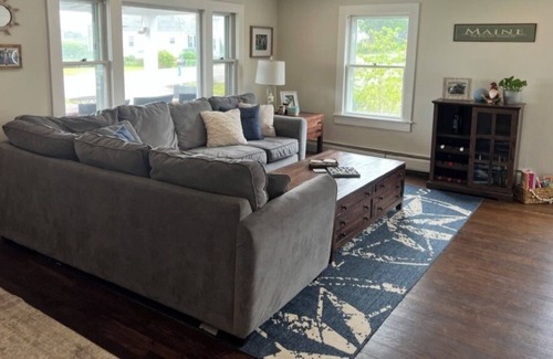 York Harbor Cottage | Enjoy the relaxing views at Oceanview Cottage