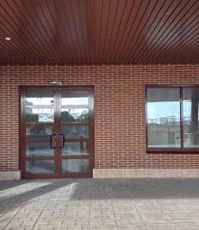 Villa de Vallecas Apartment | Enjoy the sun and pool in this fabulous apartment