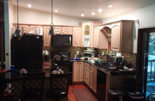 Fishs Eddy House | Enjoyable 4-bedroom house with fire stove and creek in charming Hankins