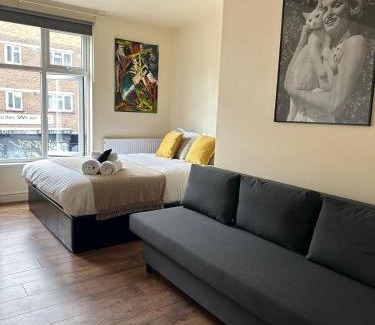 Weavers House | Ensuite Room Shoreditch