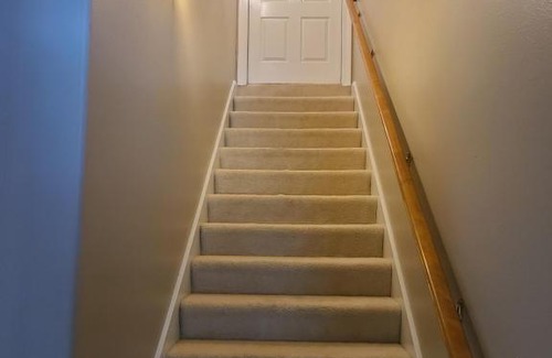 Turners Villa | Entire 4 Bedroom Home - WiFi, Jetted Tub, Fireplace, Garage & EV Charger