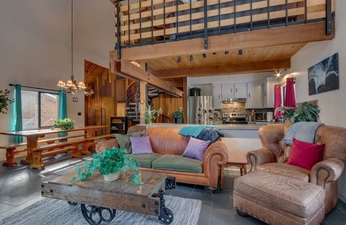Tahoe Woods Ski Chalet | Entire chalet in Tahoe City, California, United States