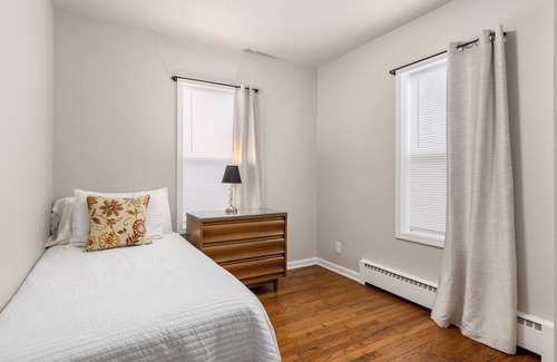 Hobart House | Entire Hobart Home Corporate Stay Internal name: 5510 Maple St