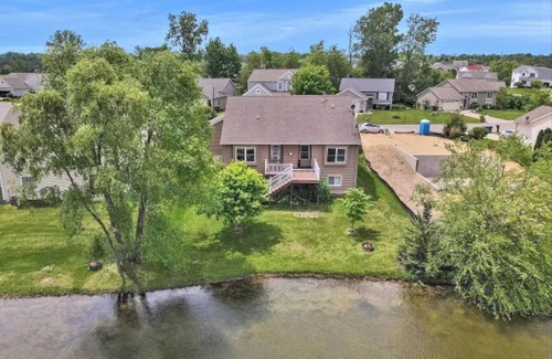 Holland House | Entire Home 4bed 3.5bath in Holland, Michigan