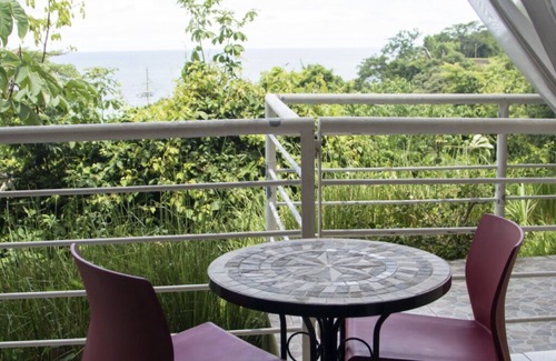 Montezuma Bed & Breakfast | Entire Hotel