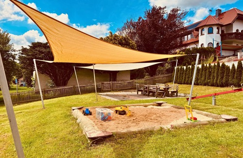 Rixfeld Villa | Entire house - Game room - Playground for 17 adults, and 3 babies
