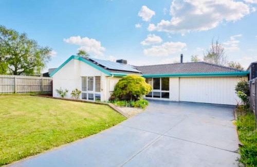 Berwick House | Entire House in Berwick close to Parks & Schools