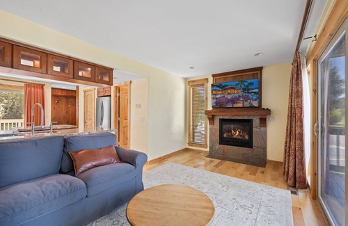 Park Meadows House | Entire Townhome in Park City! 5 min from Historic Down Town! - The Nordic Nest