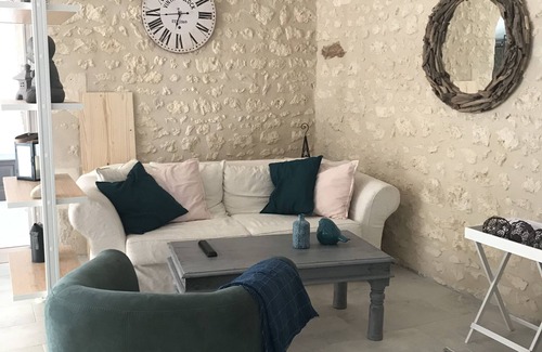 Saint-Sorlin-de-Conac House | Entre Royan et Bordeaux T2 Cosy Avec Terrasse