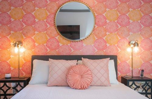 Inglewood House | Epic Deck 4 Miles to DWNTN Arcade Games & More