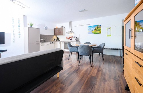 Waldulm Apartment | Epting Apartment with Terrace and Wi-Fi