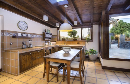 Masdache Ski Chalet | Ermita Perdomo, rustic with comfort and private terrace