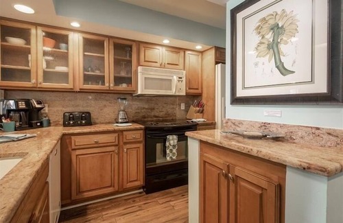 Sunset Beach House | Escape 2 Lands End Your Beachside Paradise on T.I.